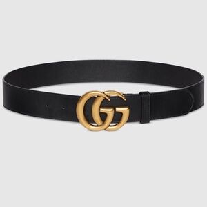 Gucci Black Leather Belt w/ Gold GG Buckle | Size M | Great pre-owned condition
